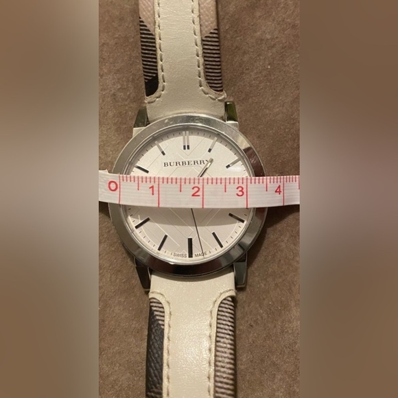 Burberry Cream Dial Silver Watch UNISEX main image 4